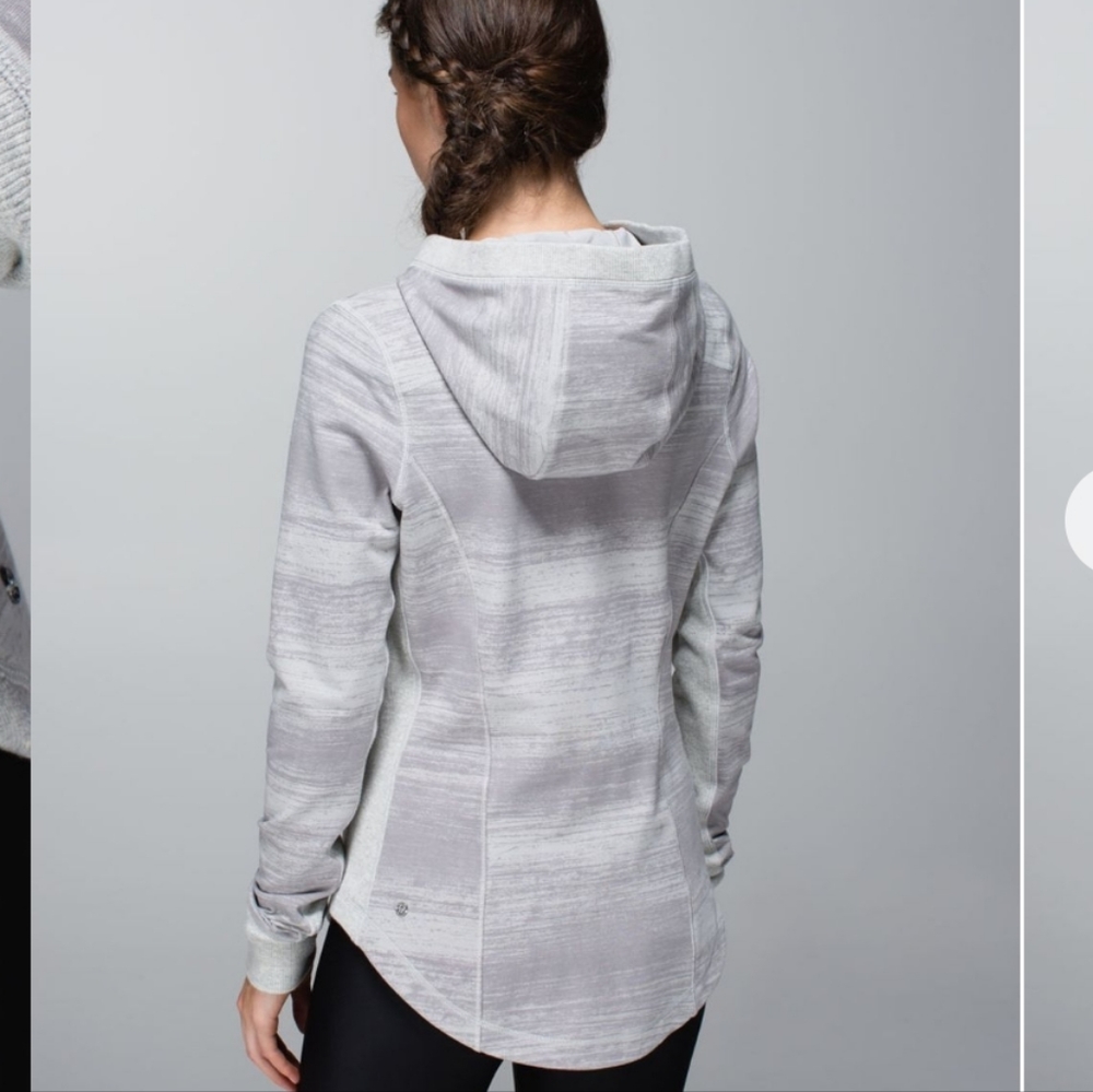 Lululemon Post Sweat Pullover Righteous Stripe Silver Spoon / Heathrd Ltg grey